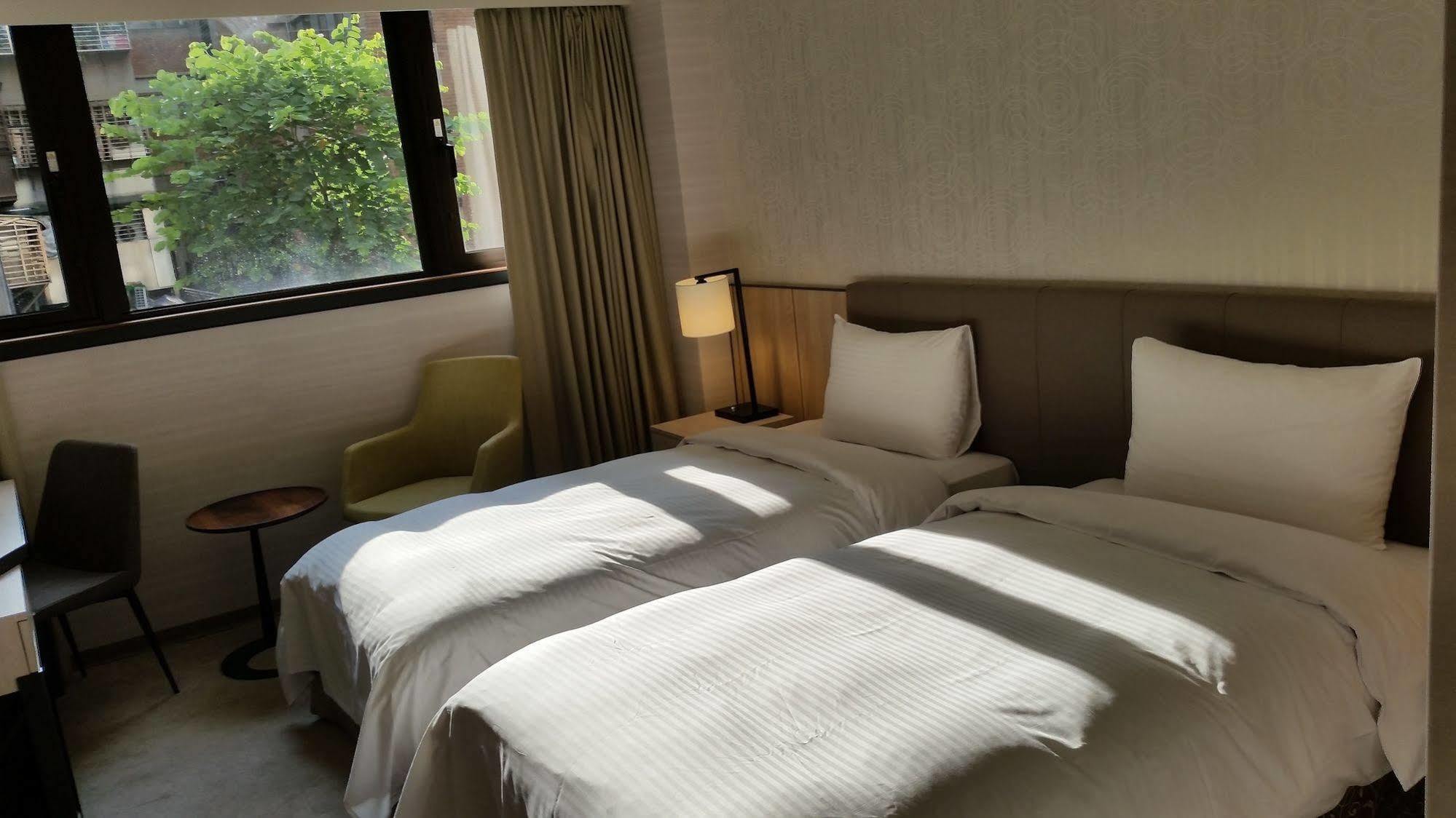 Citizen Hotel Taipei Eksteriør billede